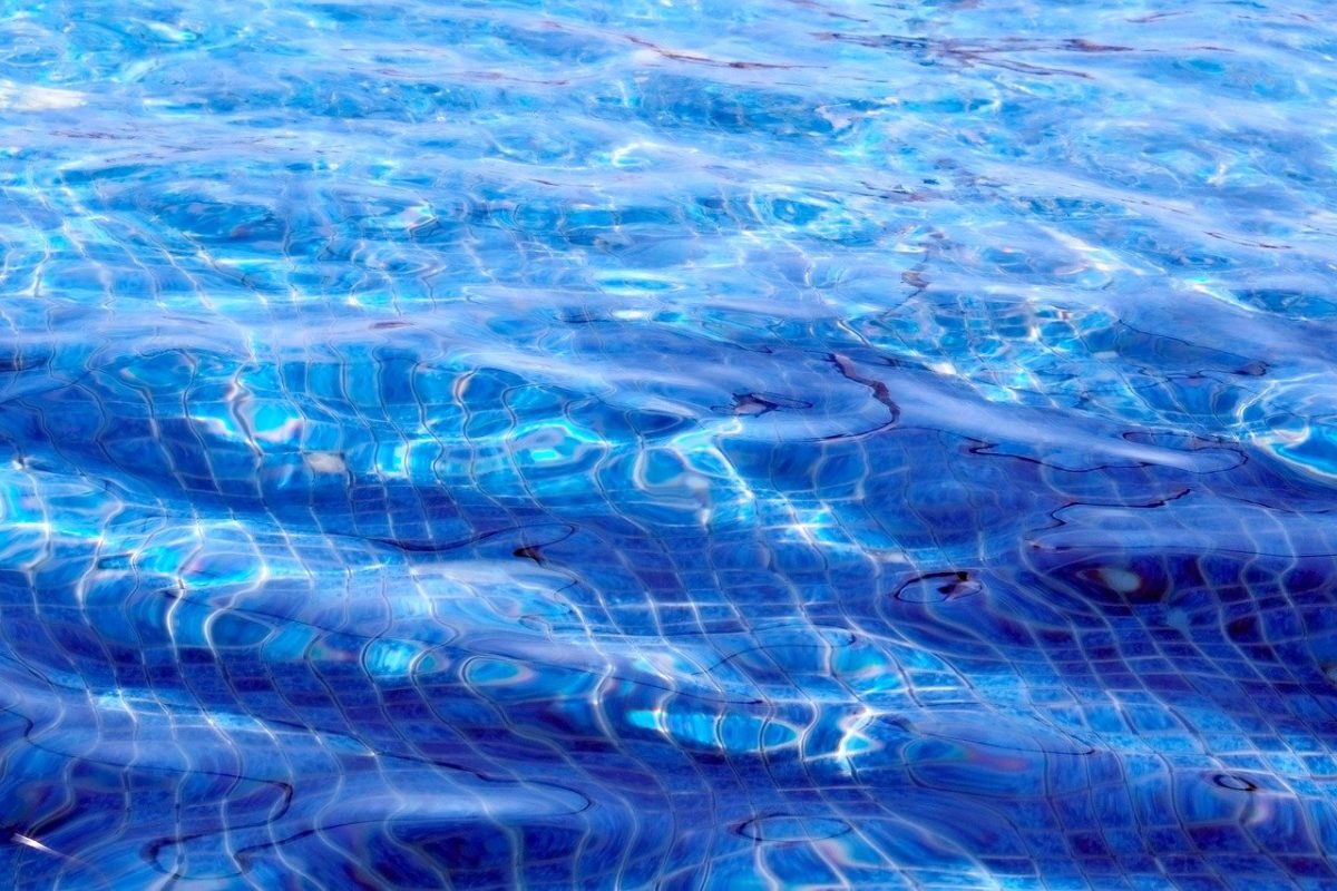 The Essential Guide to Choosing a Pool Cover UK: Benefits and Options ...
